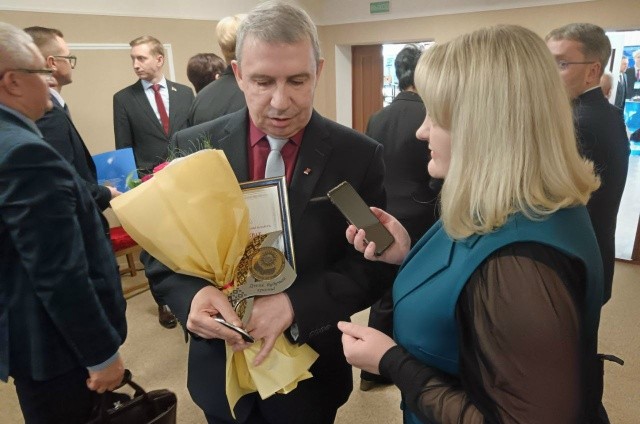 xgkZJ-DQbMcZBEty2a6mjKrYaC5HT7BfF60FmxM_yDtjRja8F9zsA4SNG93n6_9_sHb5jCm0-DTmG5zdXYwcPSAX_1