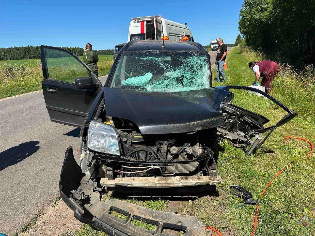 В Полоцком районе спасатели деблокировали пострадавшего в ДТП мужчину