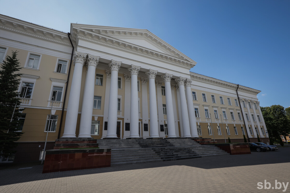В Беларуси расширен перечень специальностей воинского учета для женщин