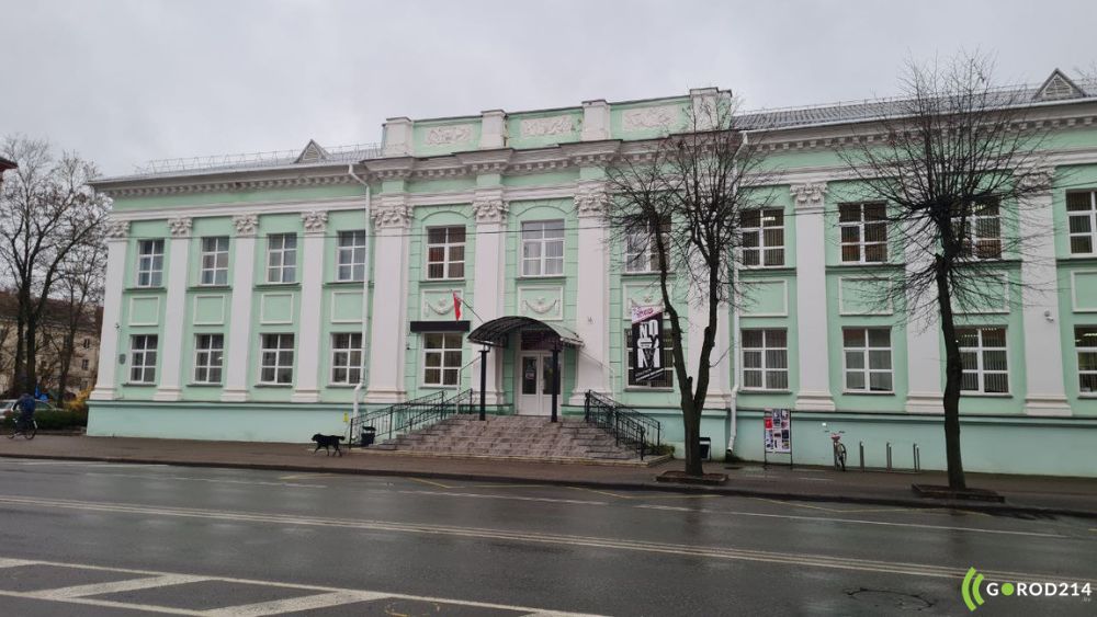 В Полоцке приглашают на мастер-класс по живописи «Осеннее солнце»