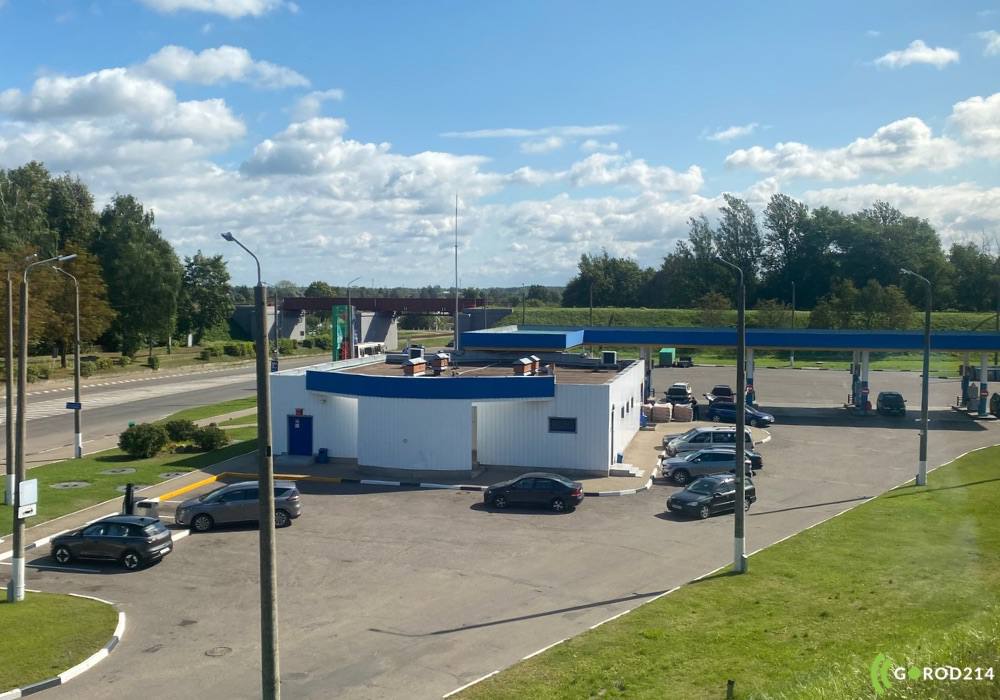 Плюс копейка. В Беларуси опять подорожало автомобильное топливо